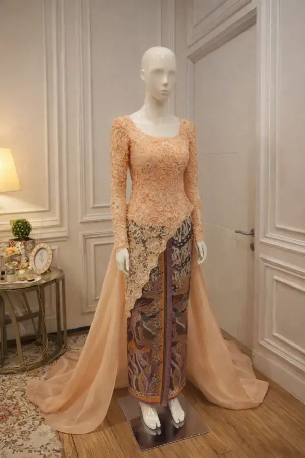 Peach Royale Kebaya